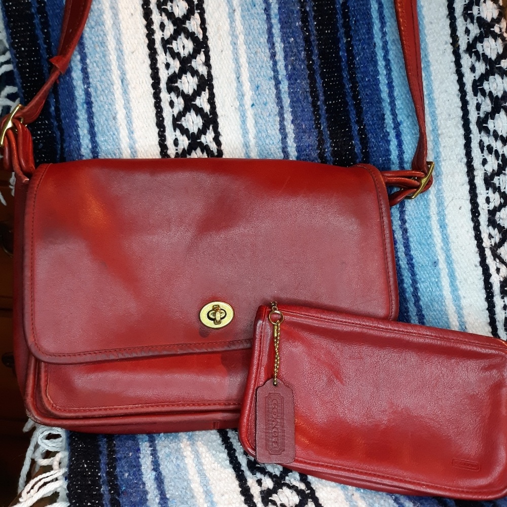 ♡ COACH ♡